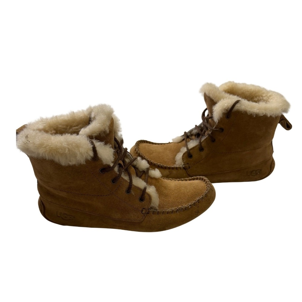 UGG Australia Chickaree Suede Moccasin Boots Chestnut Sheepskin Lace Up Womens 6